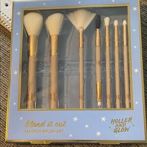Makeup Brush Set - Gold and Cream